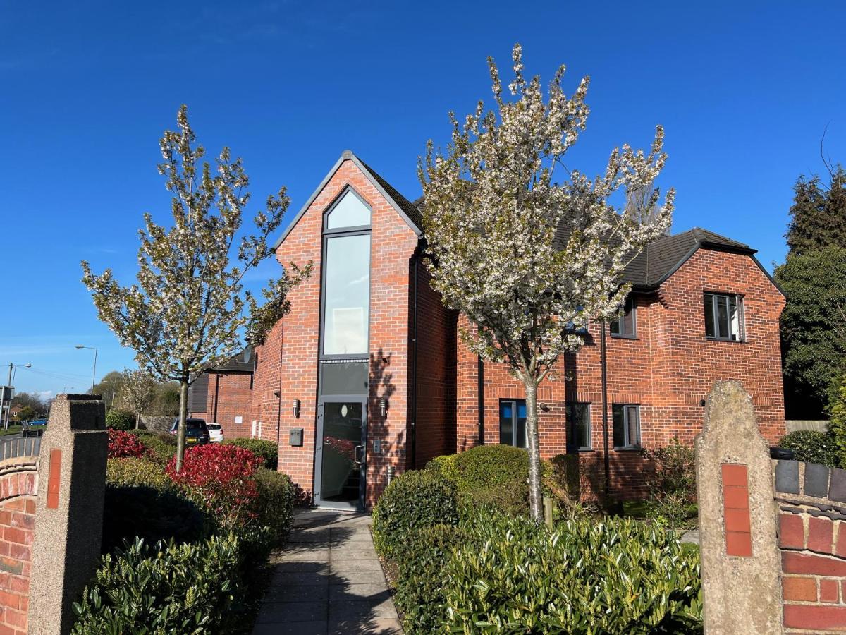 Cross Court, Stafford By Bell Apartments المظهر الخارجي الصورة