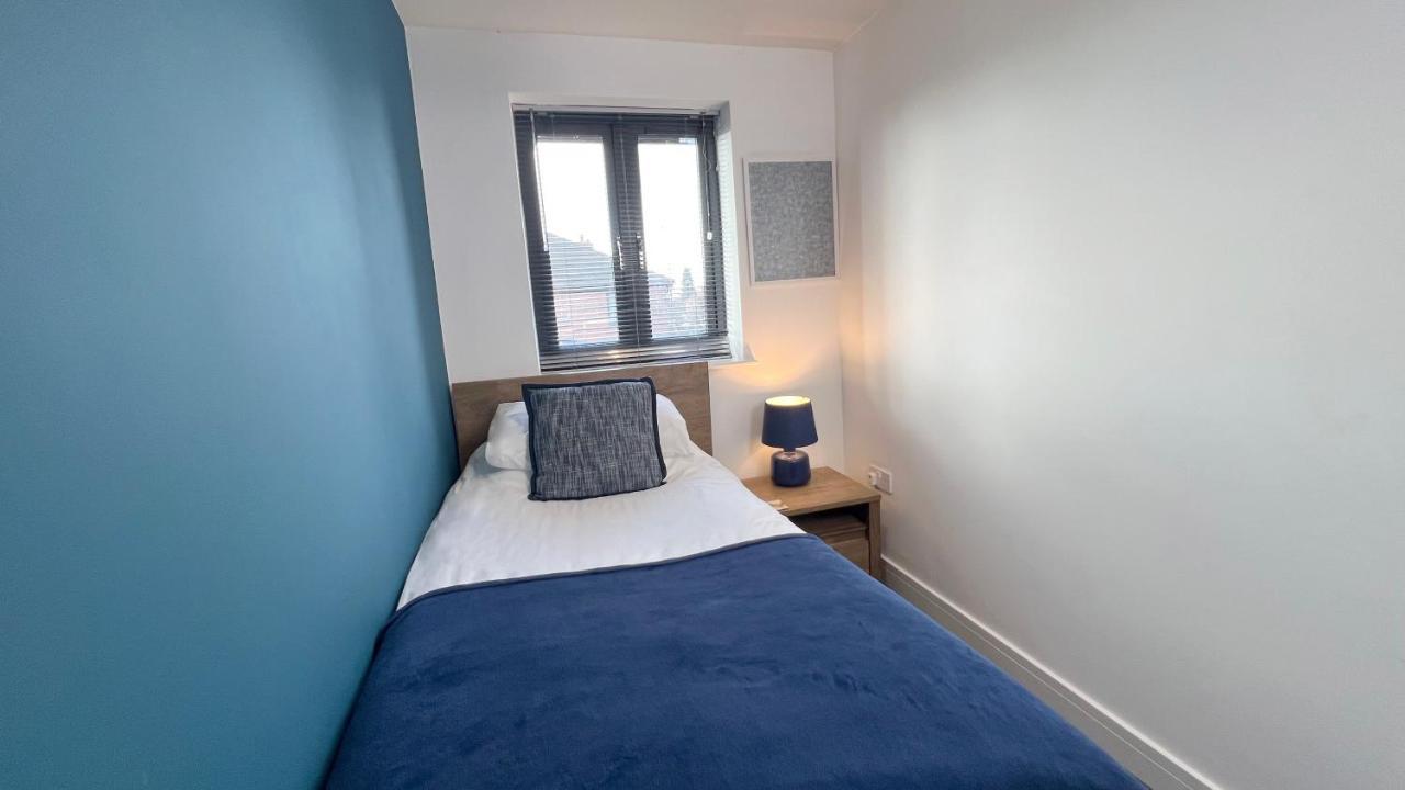 Cross Court, Stafford By Bell Apartments المظهر الخارجي الصورة