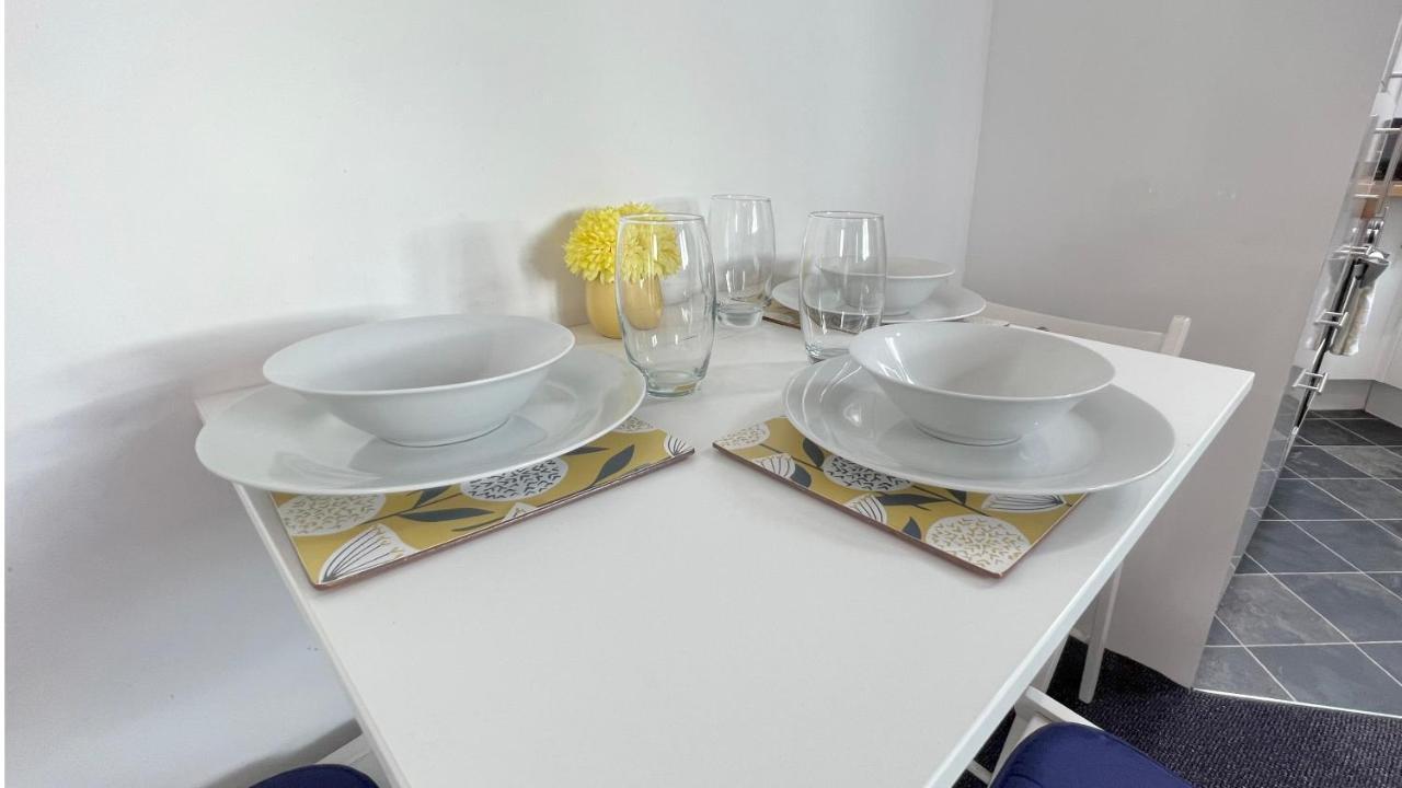Cross Court, Stafford By Bell Apartments المظهر الخارجي الصورة
