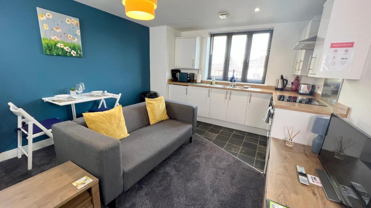 Cross Court, Stafford By Bell Apartments المظهر الخارجي الصورة
