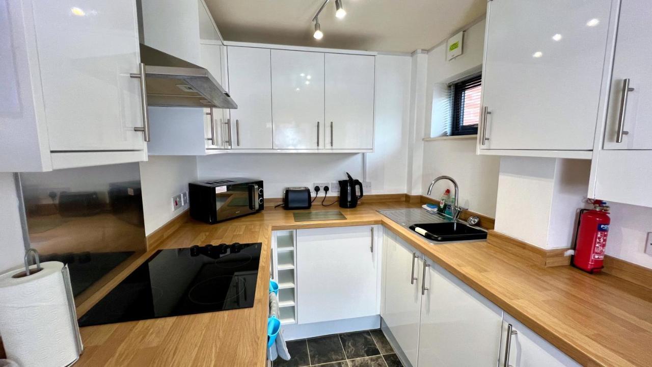 Cross Court, Stafford By Bell Apartments المظهر الخارجي الصورة