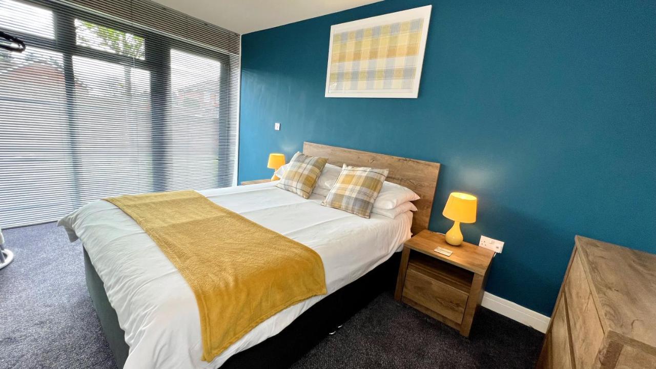 Cross Court, Stafford By Bell Apartments المظهر الخارجي الصورة