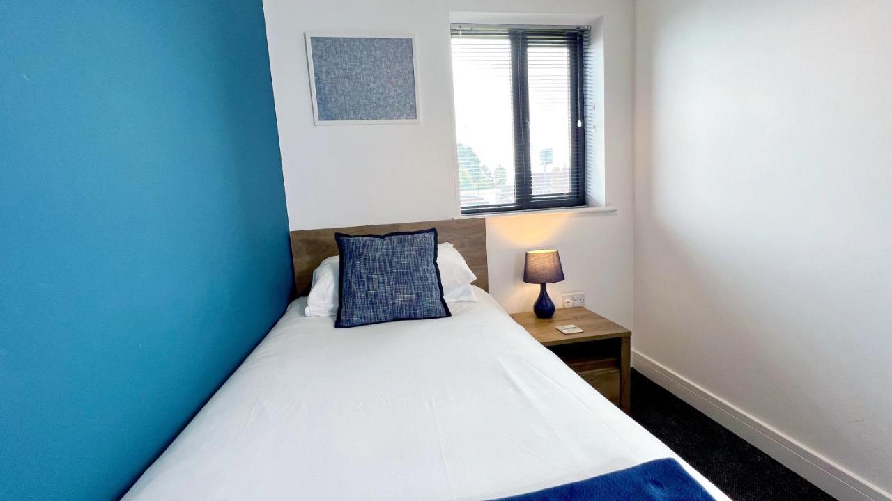 Cross Court, Stafford By Bell Apartments المظهر الخارجي الصورة