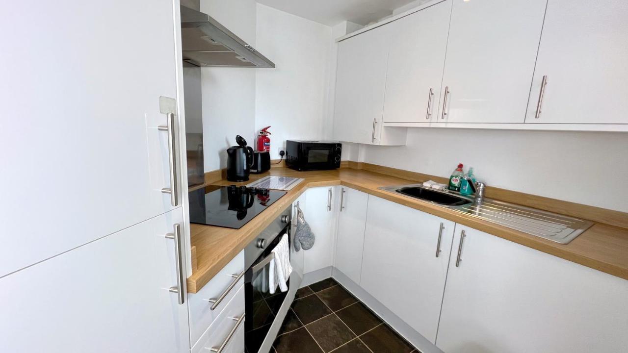 Cross Court, Stafford By Bell Apartments المظهر الخارجي الصورة