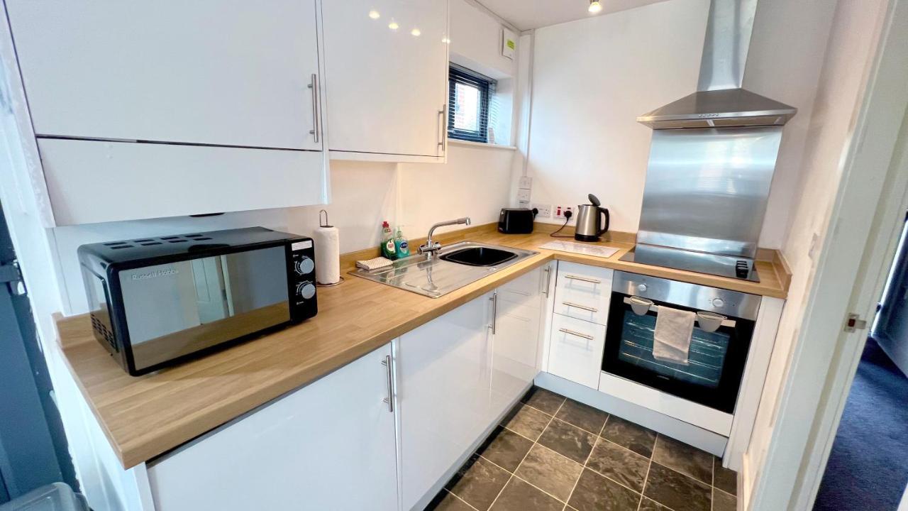 Cross Court, Stafford By Bell Apartments المظهر الخارجي الصورة